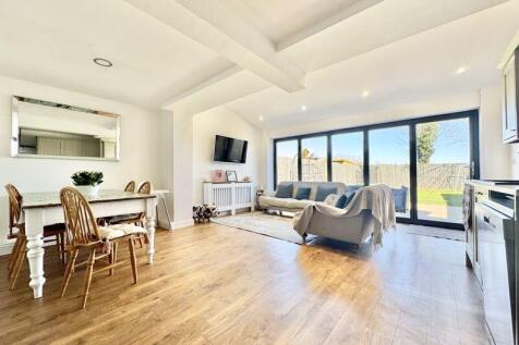 Kitchen living space