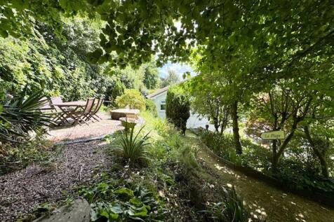 Seating and pathways