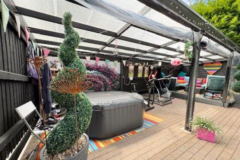 Covered decking area