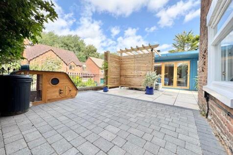 Block paved patio area