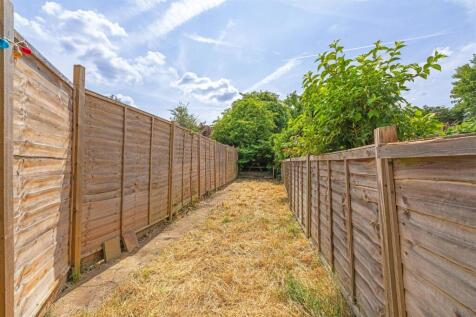 37 Tremaine Road-10.JPG