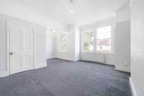 37 Tremaine Road-3.JPG