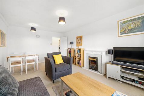 23 Montana Gardens-2.jpg