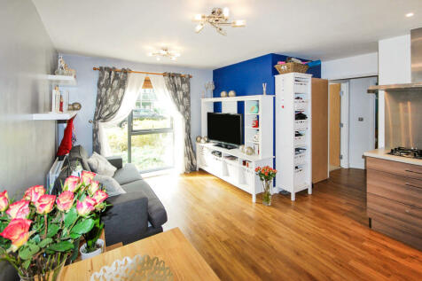 Flats For Sale In Brentwood Essex Rightmove