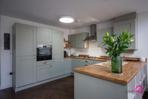 Kitchen/Dining/Family room