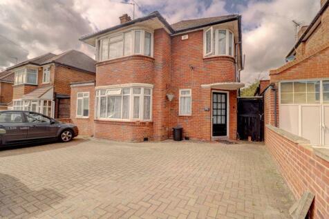 5 Bedroom Houses For Sale In Stanmore Middlesex Rightmove