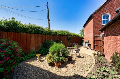 31 Grange Farm Rd  BS49 4RB 51.jpeg