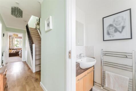 210 Mendip Road, Yatton, BS49 4BZ 1.jpg