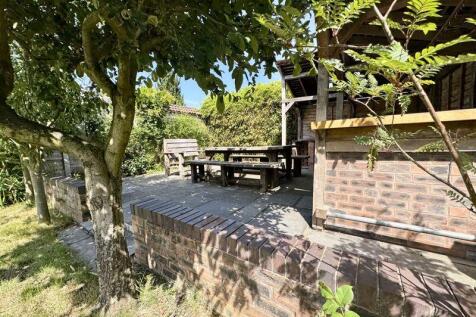 Garden Entertaining Space