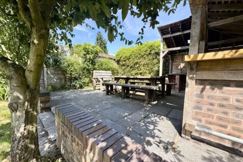 Garden Entertaining Space
