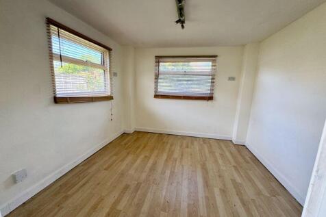 Garage Home Office/Gym