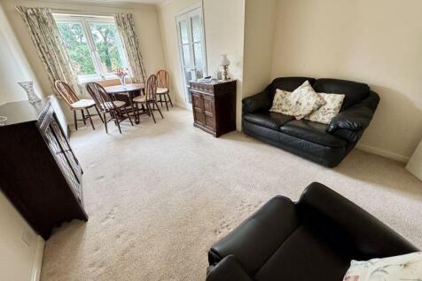 Open Plan Lounge Dining Room 