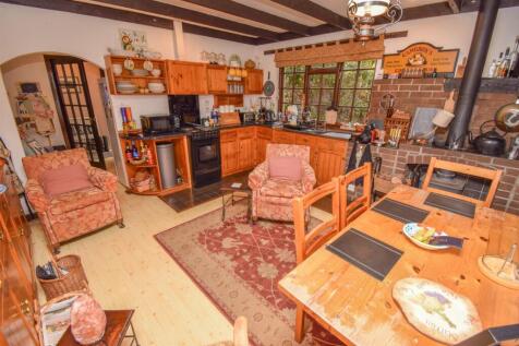 KITCHEN-DINER-2.jpg