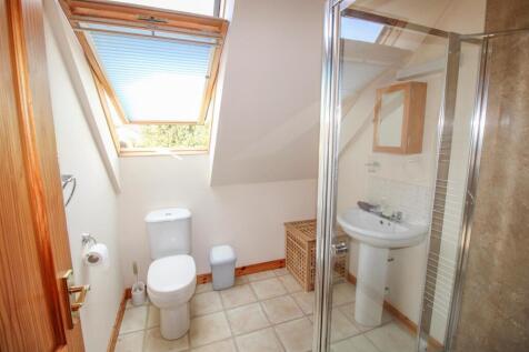 BEDROOM ONE EN-SUITE SHOWER ROOM.jpg