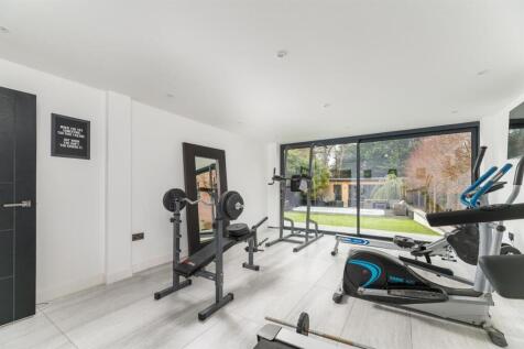 HOME GYM