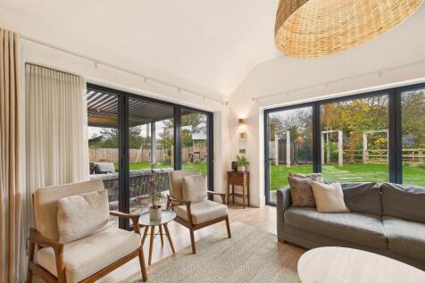 Kitchen/Living/Dining