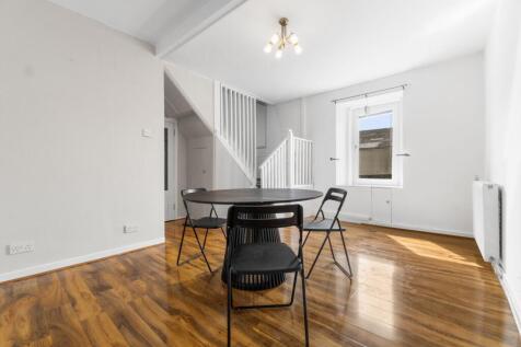 Dining / Family Room