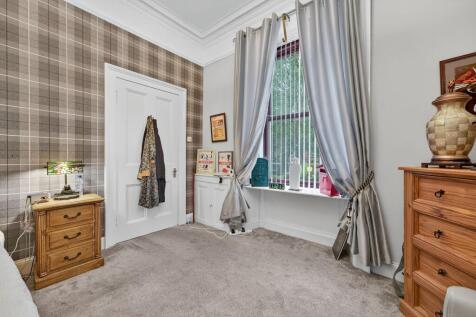 Bedroom 4 / Dining Room