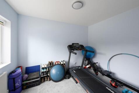 7 Harford Manor Close-34.jpg