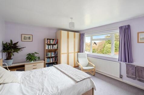 7 Harford Manor Close-13.jpg