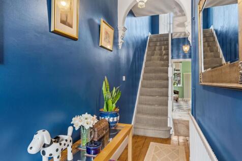 4 Bartholomews Close - 023.JPG