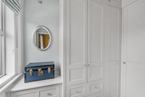 4 Bartholomews Close - 035.JPG