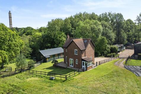 House and Wooden House