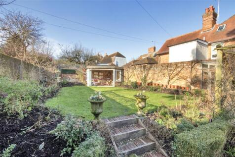 View To Garden Room