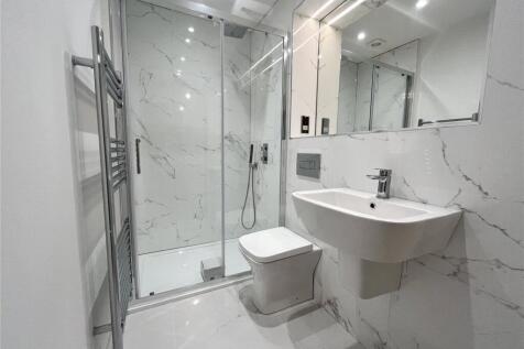 En-Suite Master Bed
