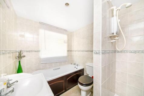 NOOK COTTAGE BATHROOM