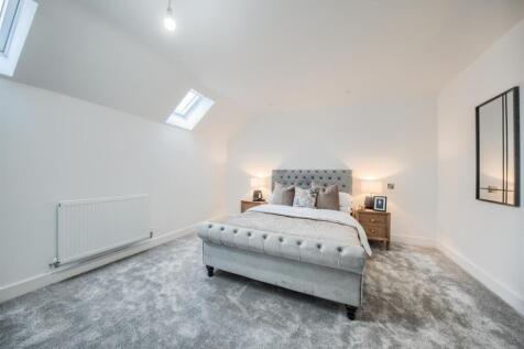 Principle with dressing room