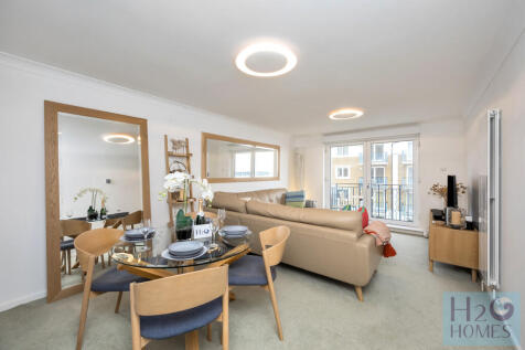 Neptune Court, 21...