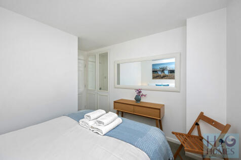 Neptune Court, 21...