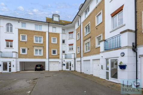 Neptune Court, 21...