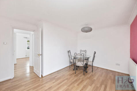 Hamilton Court 18...