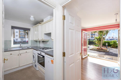 Hamilton Court 18...