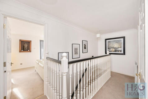 Collingwood Court...