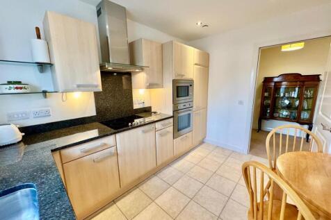 PHOTO-2025-04-03-19-45-53 (8).jpg