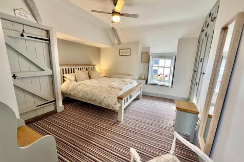 PHOTO-2025-10-11-10-18-39 (13).jpg