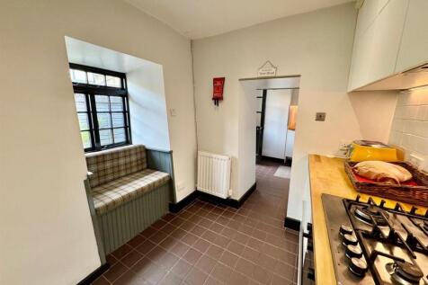 PHOTO-2025-10-11-10-18-39 (18).jpg