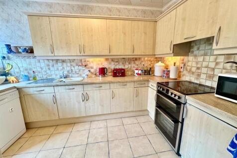 PHOTO-2025-11-12-07-38-31 (15).jpg