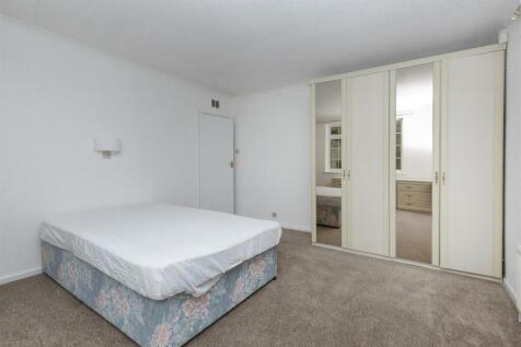 Bramleys Estate Agents - Alwen Avenue - Birkby (23