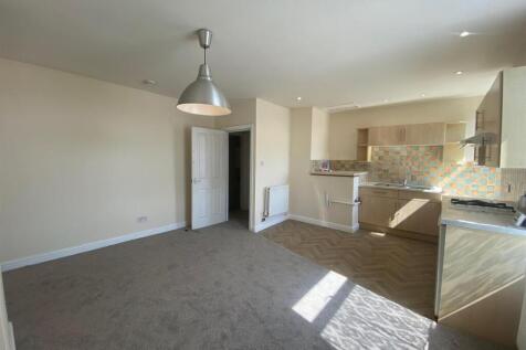 LOUNGE KITCHEN AREA.jpg