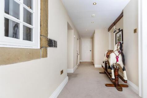 Bramleys Estate Agents - Farnley Tyas - Huddersfie