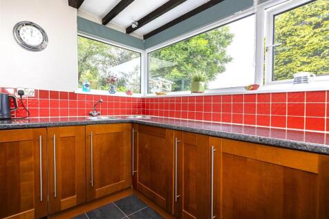 Bramleys Estate Agents - Kaye Lane - Almondbury (3