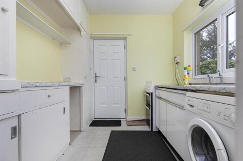 Bramleys Estate Agents - Lumb Lane - Almondbury (3