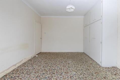 Bramleys Estate Agents - Lumb Lane - Almondbury (2