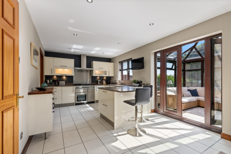 29 Ganton Way, Fixby 06_297.png