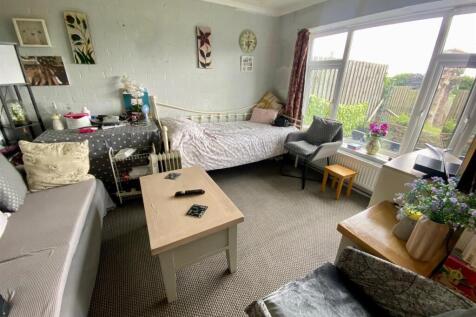 annexe bedroom area..jpg