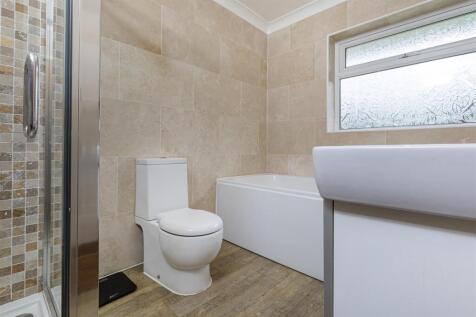 Bramleys Estate Agents - Gleneagles Way - Fixby (1